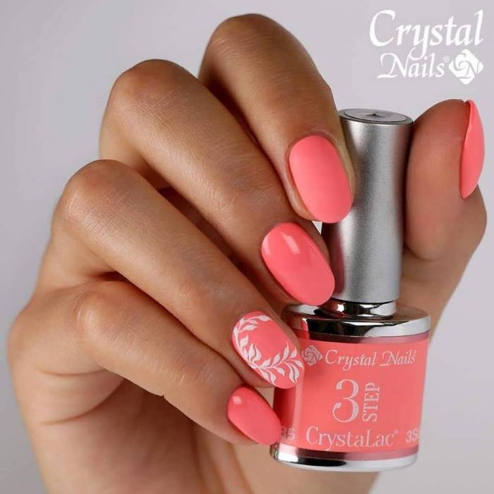 Cristal Nails by Sunshine and Nails oude pekela